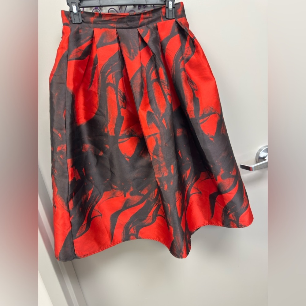 Full Red and Black Women's Skirt Sz‎ Med - Picture 3 of 14